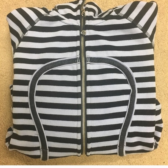 LULULEMON JACKET - Picture 3 of 4